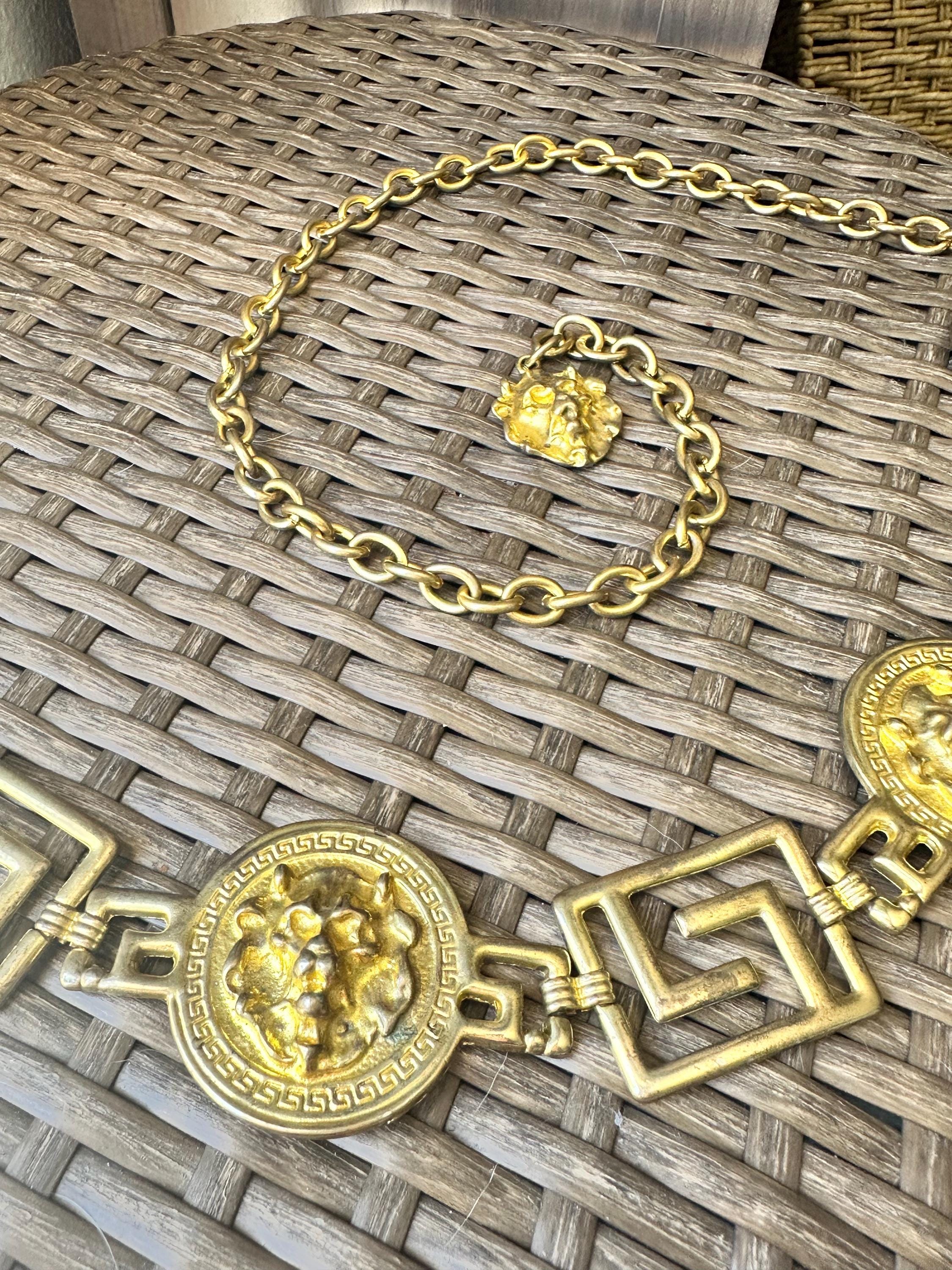 Amazing ESP Gold Tone Lion Head Madellions And Greek Symbols Belt Vtg Goldtone Lion Head BELT Greek Key Round Black Enamel  main image 2