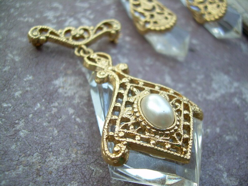 Rare Vintage Ornate Gold tone and rock crystal Earrings and Brooch set in Gold gilt featuring Faux Pearl.