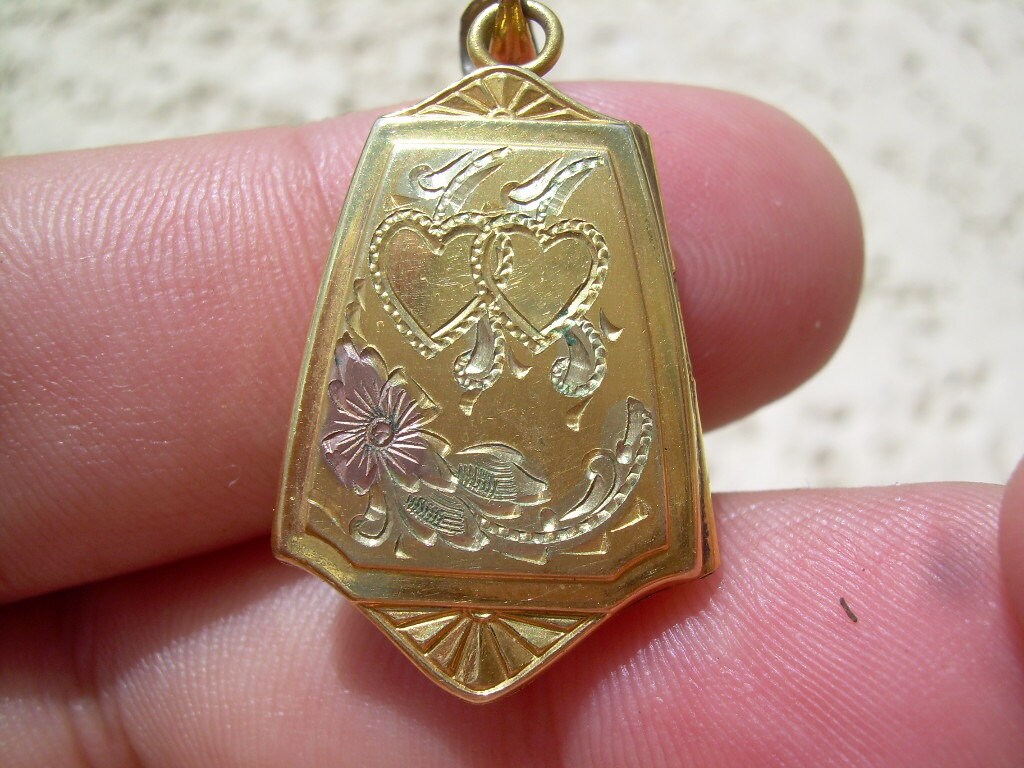 20-12K Gold Filled Hayward Locket 