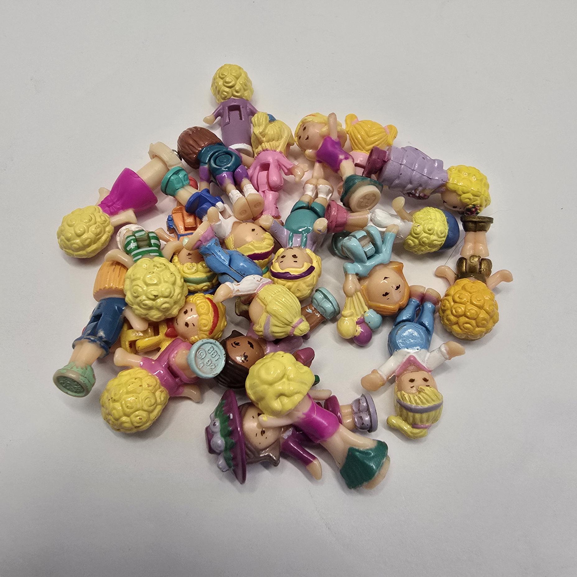 【90S vintage 20471120Hyoma soft toy♪新品！】 Nostalgic Toys: 34 Vintage Treasures for True 90s Kids