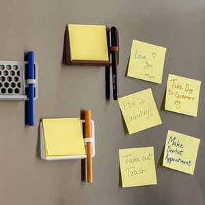 Porta post-it magnetico, portapenne, dispenser per post-it, biglietti da frigo, design unico, prodotto in Canada