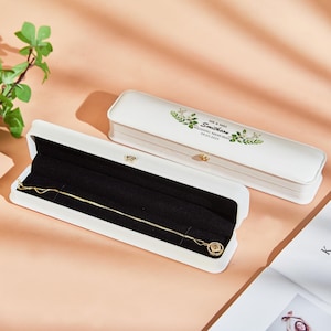 Benutzerdefinierte personalisierte Halskette Anhänger Schmuckschatulle, Name Schmuck Organisator, Hochzeitsgeschenke, Geschenk für Brautparty, Schmuckschatulle für die Mutter