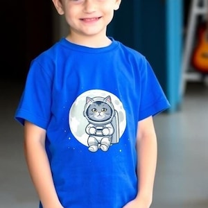 Linda camiseta de Spacecat para niños pequeños, camiseta de astronauta para niños, regalo de cumpleaños, camiseta de regreso a la escuela, ropa divertida para gatos, regalo para niños pequeños