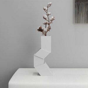 Noir Studios | Vas "Geo" | Geometrisk blomvas | Dekorativ vas | 3D-printad behållare för pampasgräs etc. | Hållbar
