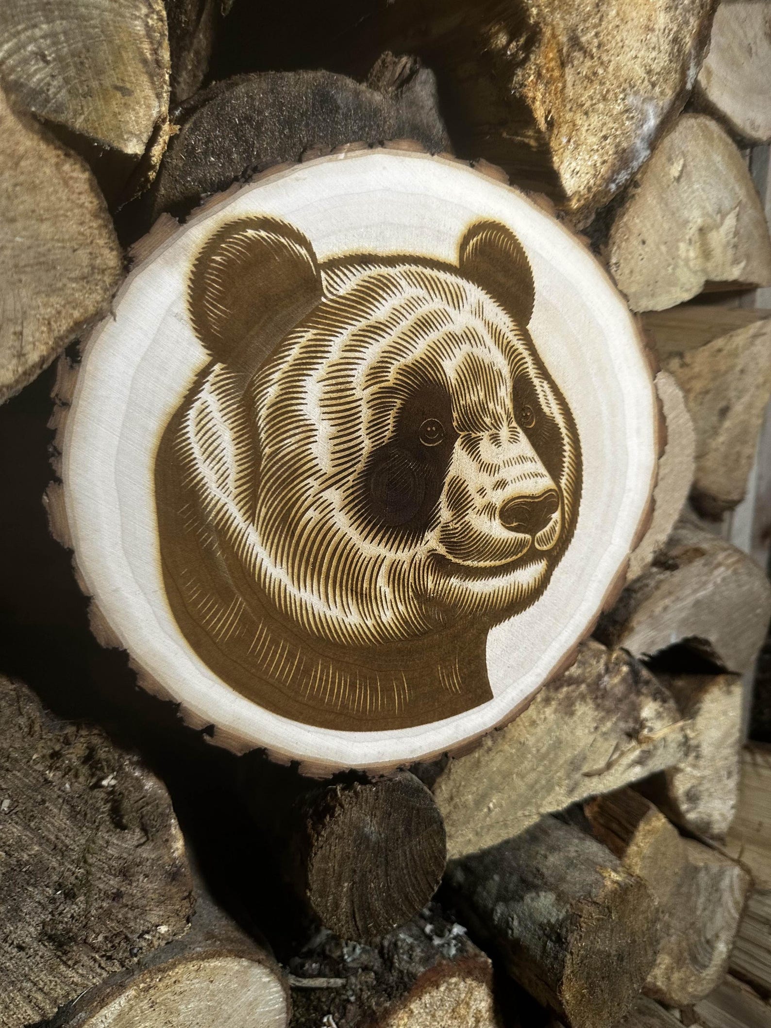 Dessous de plat tête de panda gravé sur bois massif