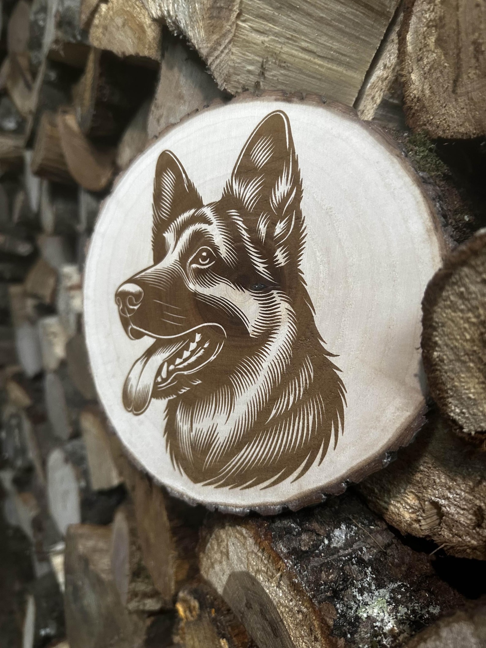 Dessous de plat chien berger allemand gravé