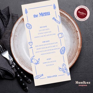 Plantilla de TARJETA DE MENÚ Tarjeta de menú ilustrada de mariscos dibujada a mano Configuración de mesa con garabatos de mariscos divertidos Recepción de boda costera caprichosa CA2