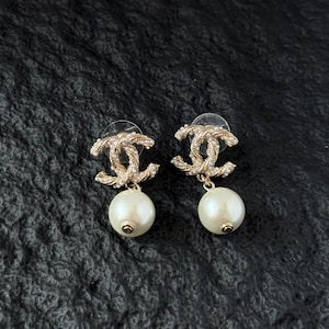 Vintage Stylish CoCo Pearl Earrings