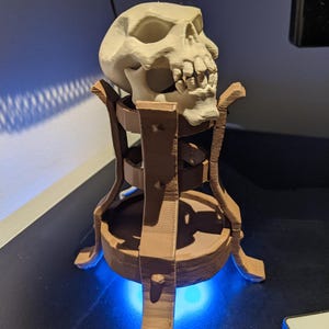 Sea of Thieves inspired skull stand for desktop with USB LED Light RGB remote control