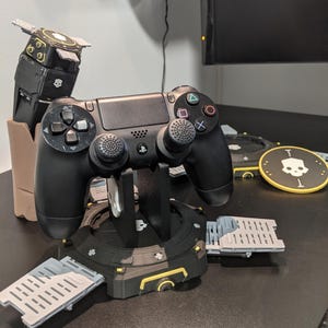 Helldivers Controller Stand | PS4, PS5, PC Gamepad Holder | Desk & Gaming Room Decor | Sci-Fi Gamer Gift | PlayStation Accessory Display image 6