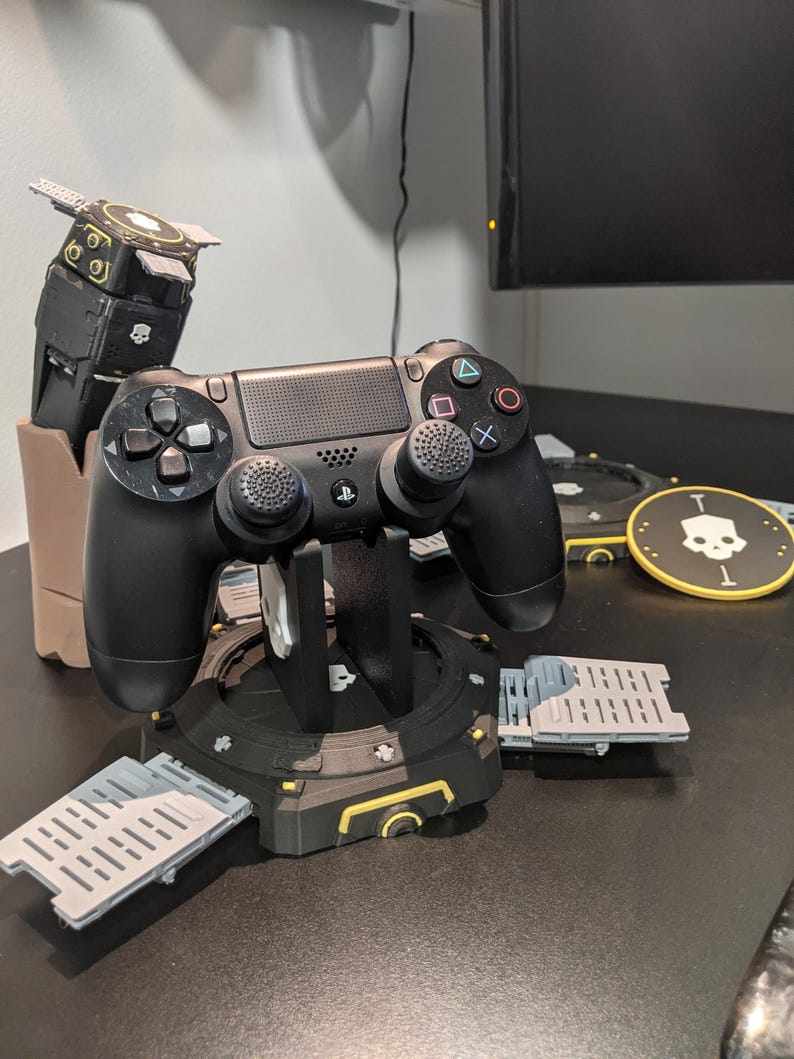 Helldivers Controller Stand | PS4, PS5, PC Gamepad Holder | Desk & Gaming Room Decor | Sci-Fi Gamer Gift | PlayStation Accessory Display image 6