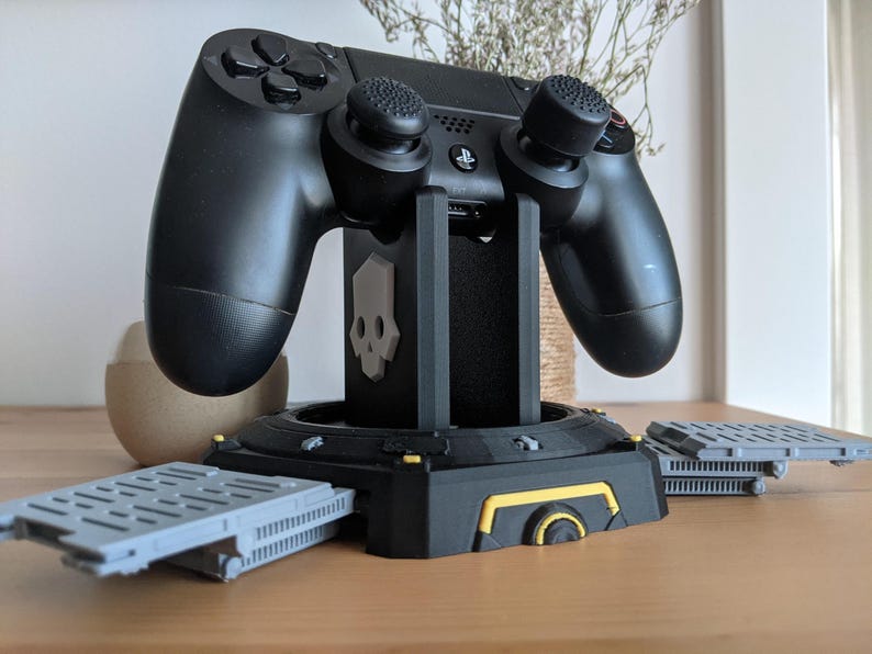 Helldivers Controller Stand | PS4, PS5, PC Gamepad Holder | Desk & Gaming Room Decor | Sci-Fi Gamer Gift | PlayStation Accessory Display image 3