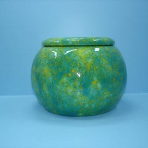 Round African Violet Pot, Self Watering Planter, Meadow