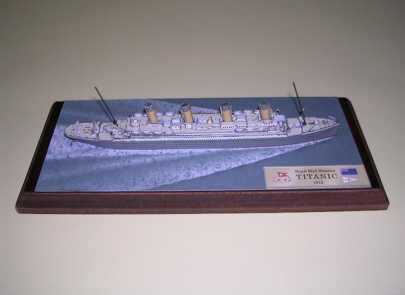 Papercraft Kit- TITANIC - 3D Ship Model | 3d Paper Model Crafting Kit ...