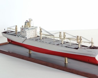Carguero Shelter - Wooden Ship Model Assembly Plans: Build Your Own Historic Vessel