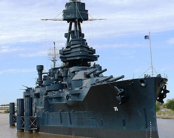 Dreadnought Battleship Paper Model Kit – 3D Ship DIY (PDF Plans)