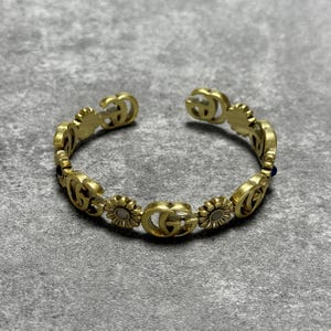 Vintage Delicate Design GUCCI Bracelet