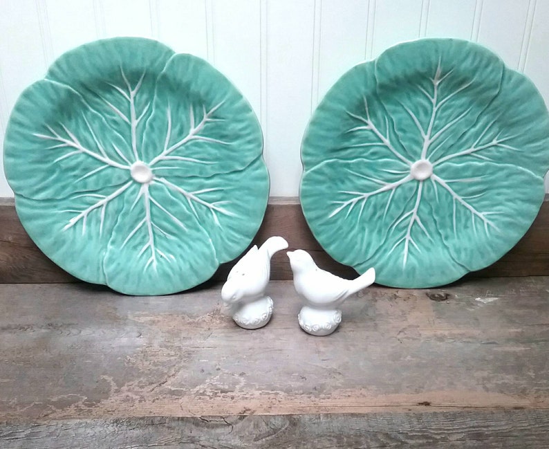 Set of Two Cabbage plates in Vibrant turquoise made by Cabbages designed by Maxera