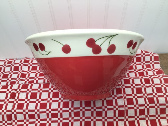 1980s TAOS Treasure Craft Large Mixing Bowl With Chili Pepper Pattern 