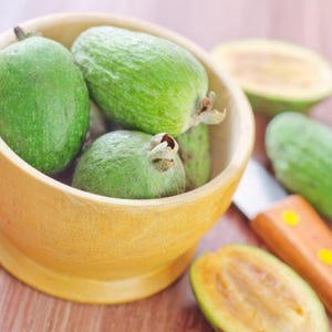SEEDS Feijoa, Pineapple Guava, Acca sellowiana 10 seeds, Combined shipping