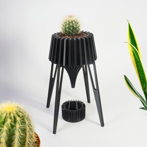 Qniq planter pot, Gift for him, 3D printed pot, Cacti small pot, Bonsai, Tall pot  - WT9