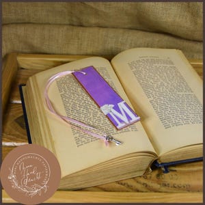Letra M | Violeta | Marcadores | llavero