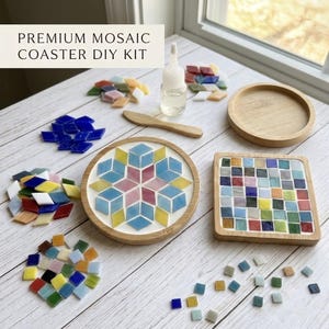 Kit DIY para fazer porta-copos em mosaico de vidro mica - Padrão geométrico mandala de floco de neve em cubos 3D, conjunto de artesanato para iniciantes e adultos, base de bambu, azulejos de vitral