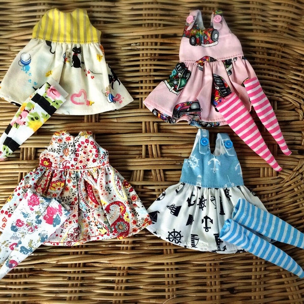 Lot of 4 set neo blythe dresses and socks