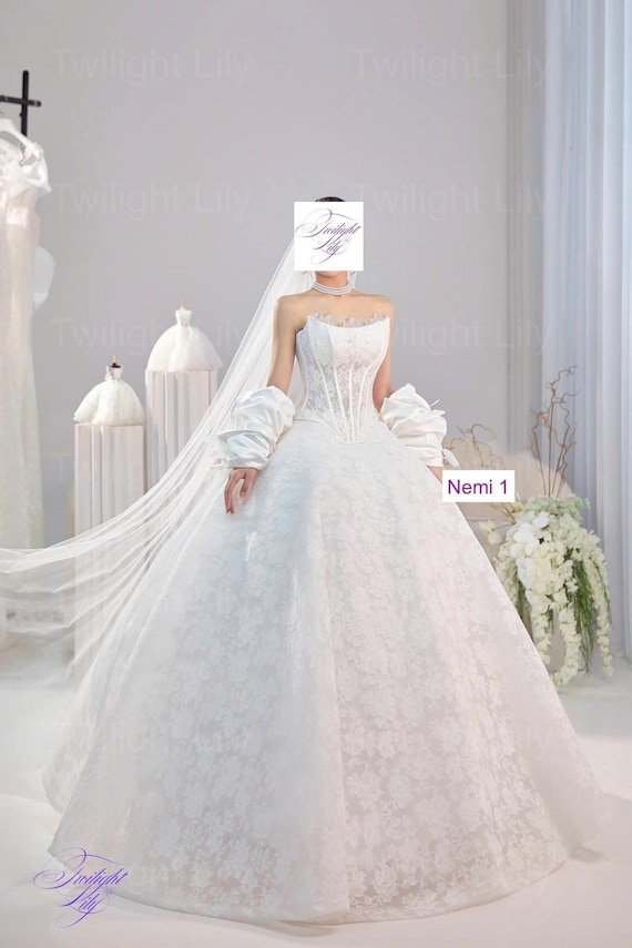 without a trace lace dress fashion nova White Puff Sleeve V-neck Saffy Midi Dress main image 1