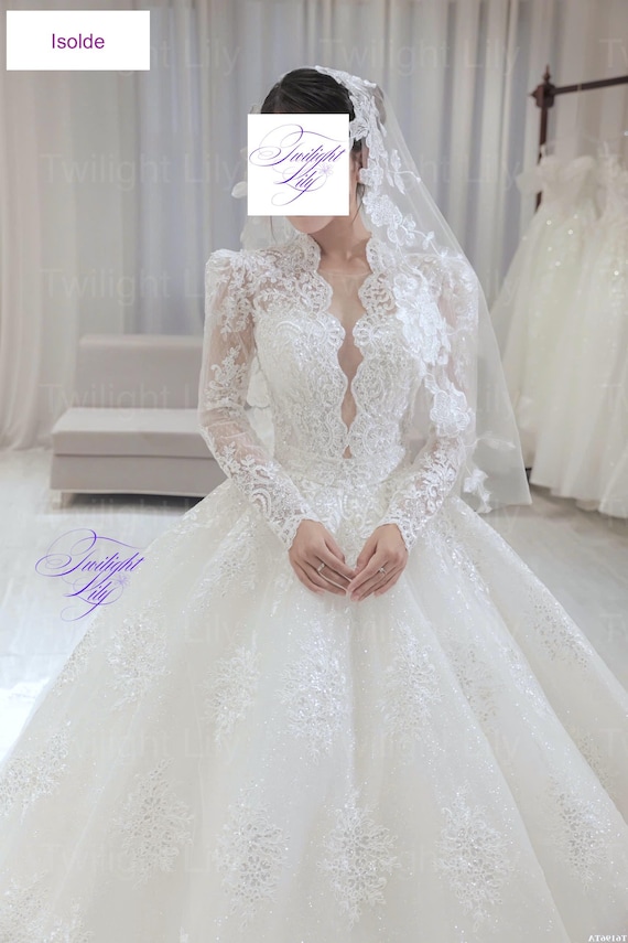 fitted lace wedding dress White Lace Tulle Long Sleeves Beach Wedding Dresses, Bridal Dress, MW570