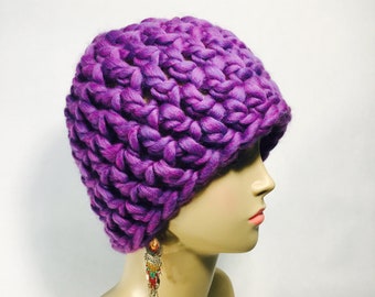 Thick Crochet Hat in Purple, warm hat, winter hat, bohemian hat, purple hat, thick hat, chunky hat