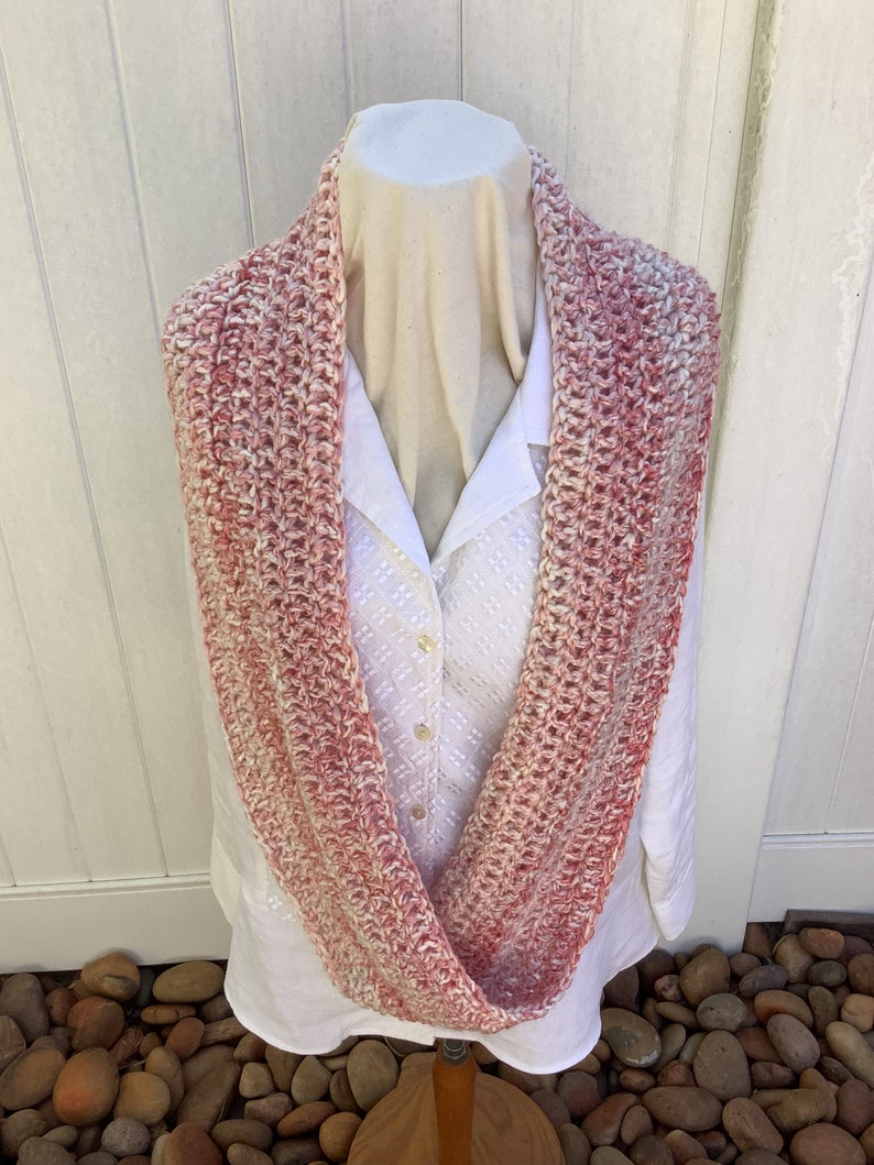 Pink Crochet Infinity Cowl Scarf, Christmas Gift, Holiday Gift, Mobius Scarf, Winter Scarf image 4