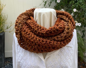 Amber Rust Infinity Cowl Scarf, Christmas Gift, Holiday Gift, Mobius Scarf, Winter Scarf