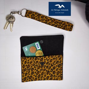 Accessoires léopard femme et fille lot: porte clefs dragonne + porte monnaie / cartes prix spécial FÊTE DES MÈRES !