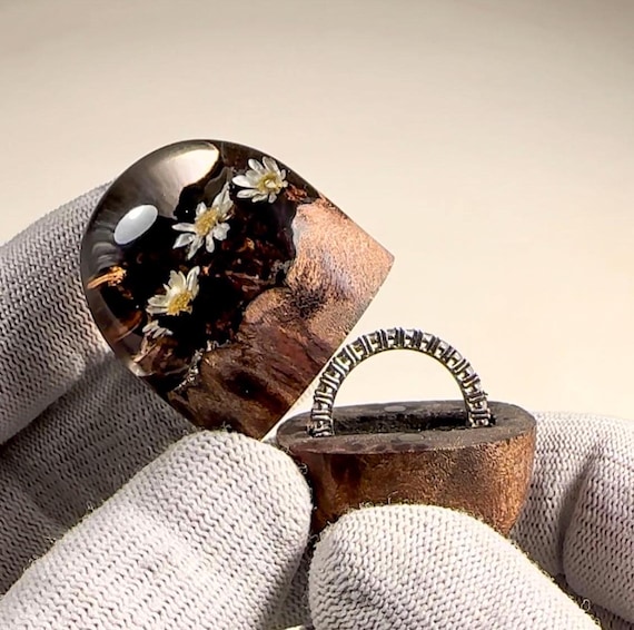 Caja de madera y resina esmeralda personalizada para Caja