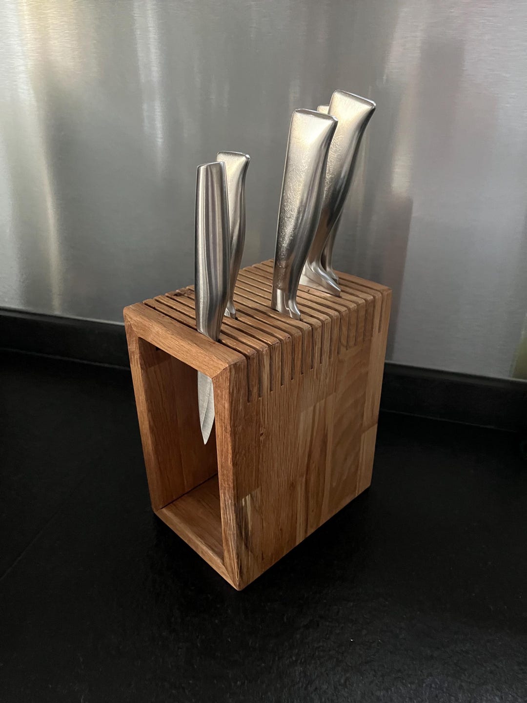Oak knife block