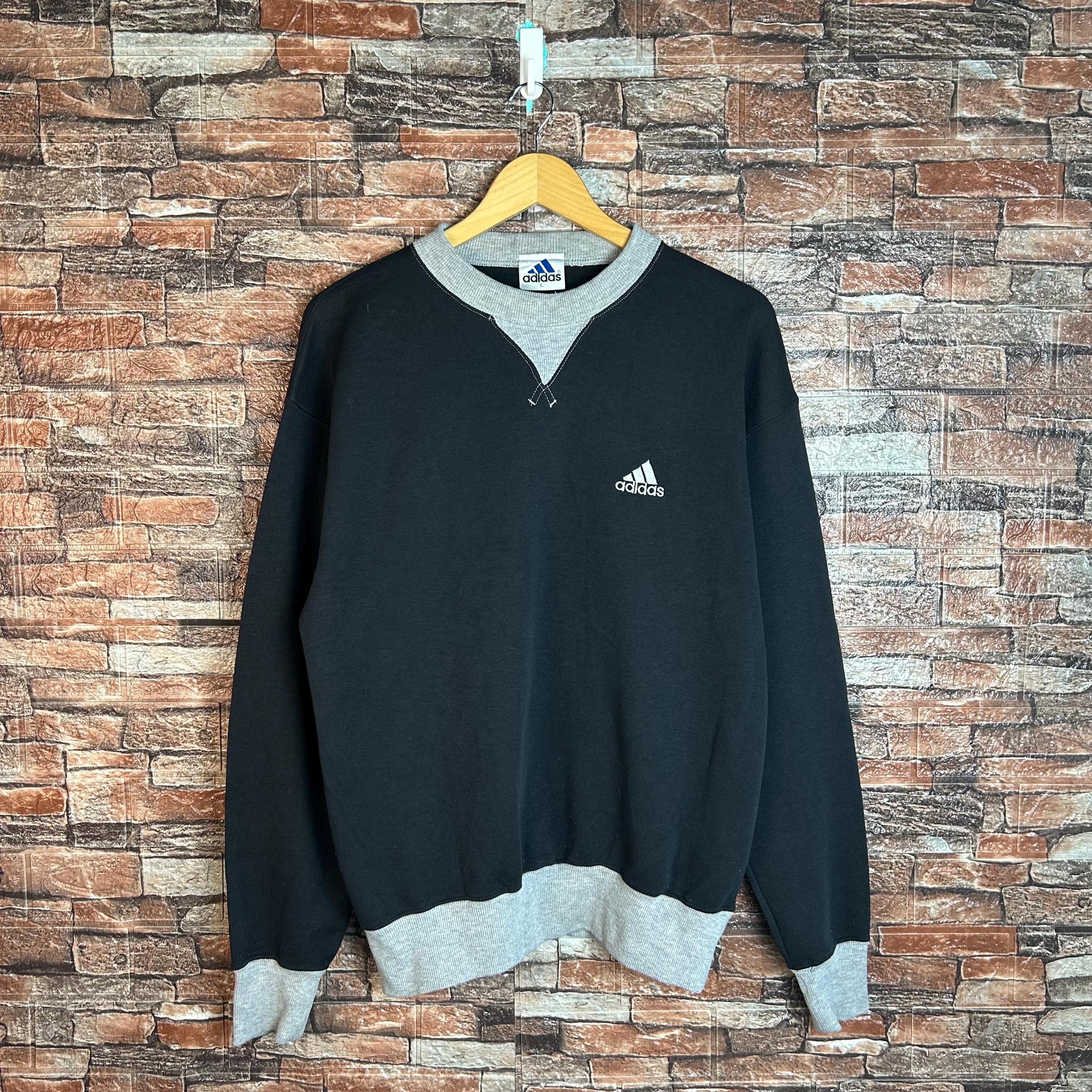 vintage Adidas sweatshirt Adidas ras du cou Adidas pull pull Logo brodé Adidas noir taille grande