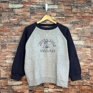 Vintage Wisconsin College Sweatshirt Wisconsin Crewneck Wisconsin Pullover Sweater Wisconsin College Logo Grey Size Large