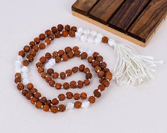 Japa Mala de Rudraksha y Selenita Natural: 108 cuentas anudadas a mano, collar de meditación