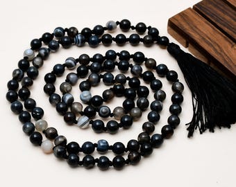 Collar Mala de 108 cuentas de ágata negra natural con bandas, 8 mm, cuentas de oración Japa Mala anudadas a mano, joyería espiritual con piedras preciosas.