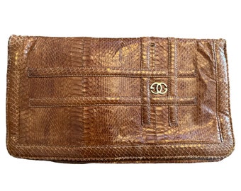 Beautiful vintage snakeskin GUCCI clutch/bag