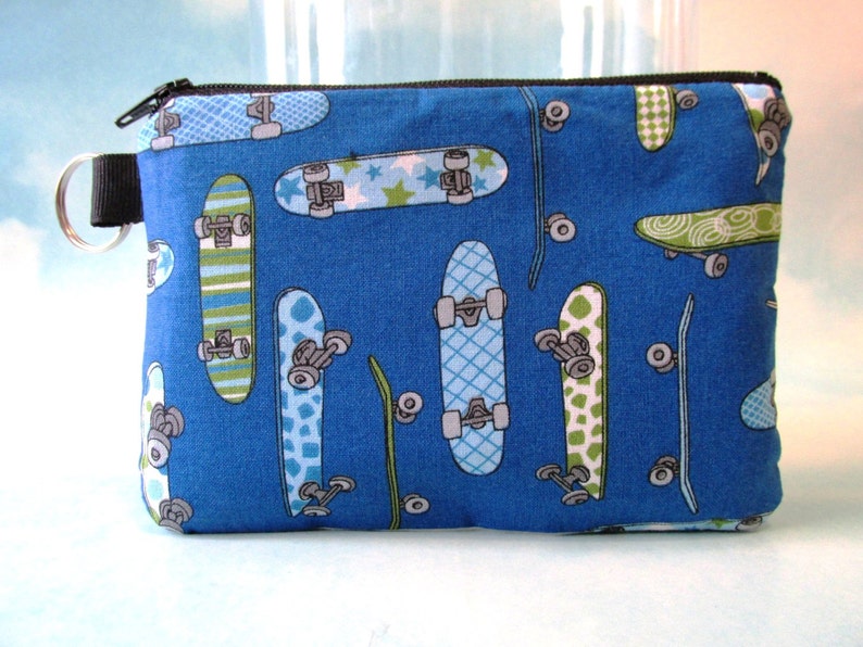 Small skateboards in blue Ready to ship! Handmade small pouch with zipper and key ring Crayon holder|Back to school Small toy storage