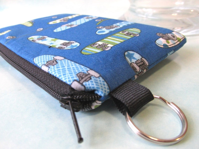 Small skateboards in blue Ready to ship! Handmade small pouch with zipper and key ring Crayon holder|Back to school Small toy storage