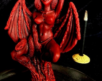 Lilith Ritualkerze aus reinem Bienenwachs | feminine Urkraft & mystische Altar Kerze | handgemachte Hexenkerze