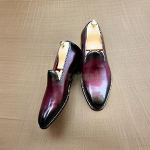 Handmade Men&#39;s Luxury Ox Blood Patina Leather Loafers – Custom Made
