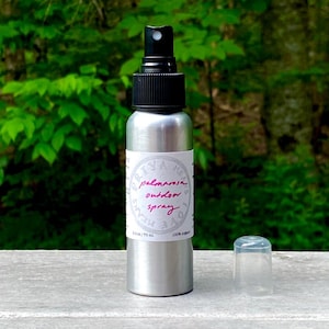 Spray d'extérieur Palmarosa - un spray corporel sans DEET bio et entièrement naturel d'huiles essentielles pour améliorer votre expérience des grands espaces