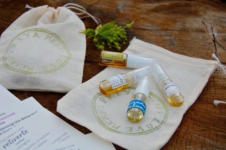 Natural Perfume Cologne sample set fresh organic unisex fragrances 1 ml samples in a muslin bag image 3