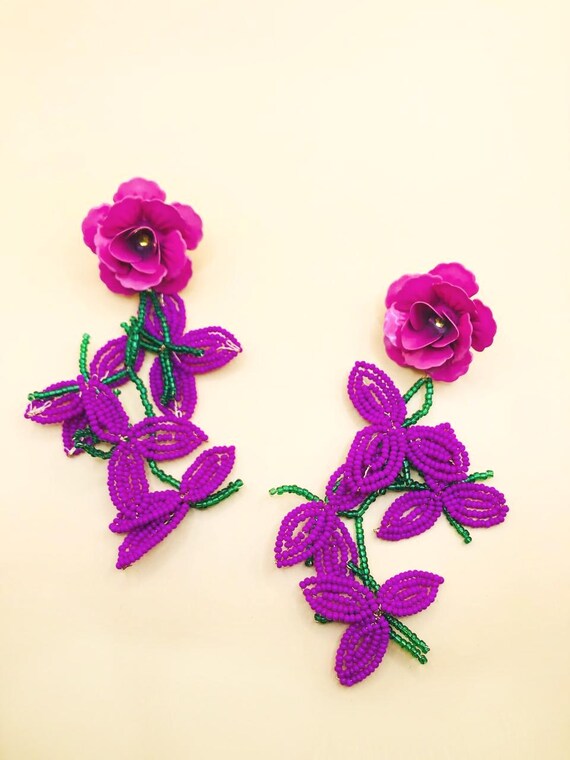 Beaded Flower Statement Earrings: Purple Floral Boho Chic  display picture 1