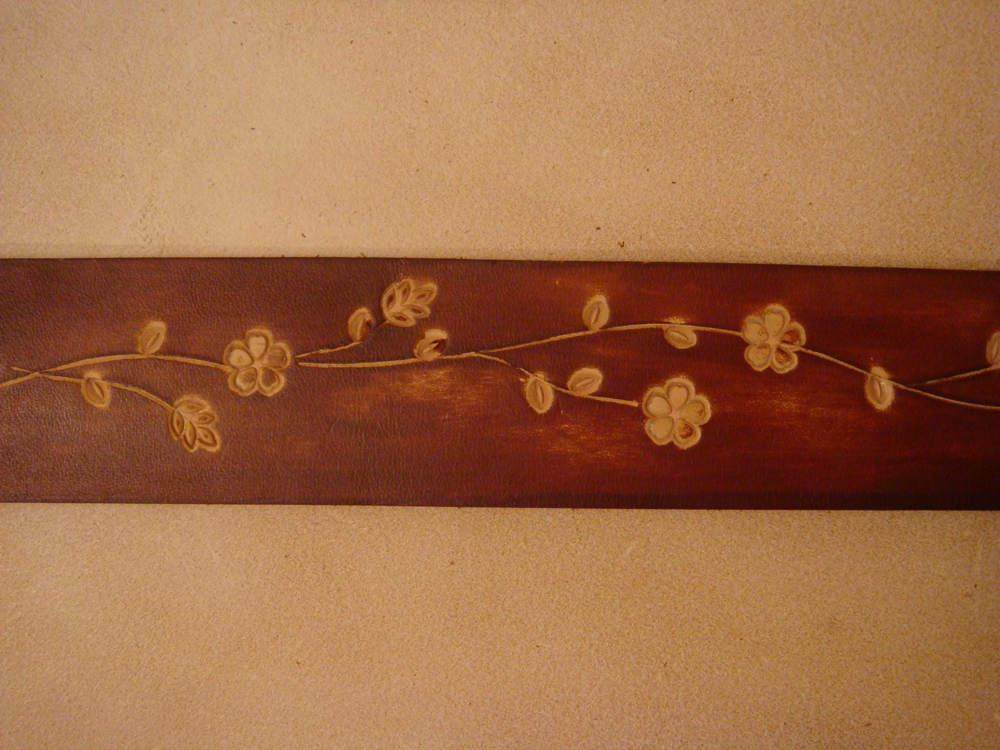Ladies Beaded Floral Leather Belt