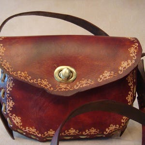 Lyn Tooled Brown Leather Bag - Hand Tooled Leather Purse - Tooled Leather Crossbody - Custom Tooled Leather Shoulder Bag - SND Border